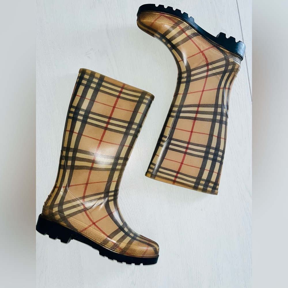 Burberry Nova Print Rubber Rain Boots - Picture 2 of 7